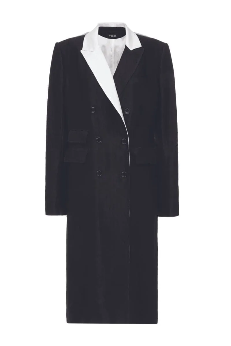 BLACK DOUBLE BREASTED WHITE COLLAR COAT