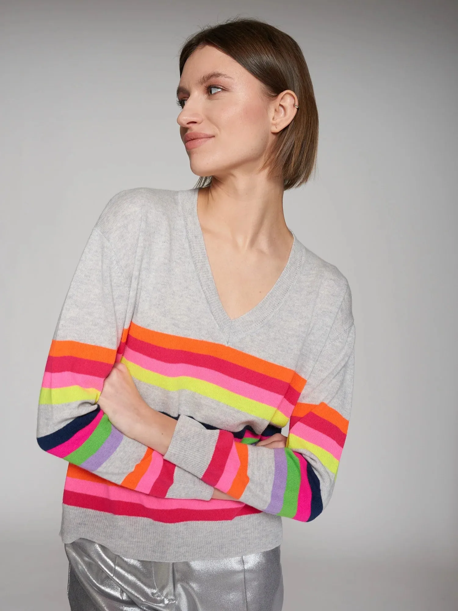 Vilagallo V-Neck Striped Sweater