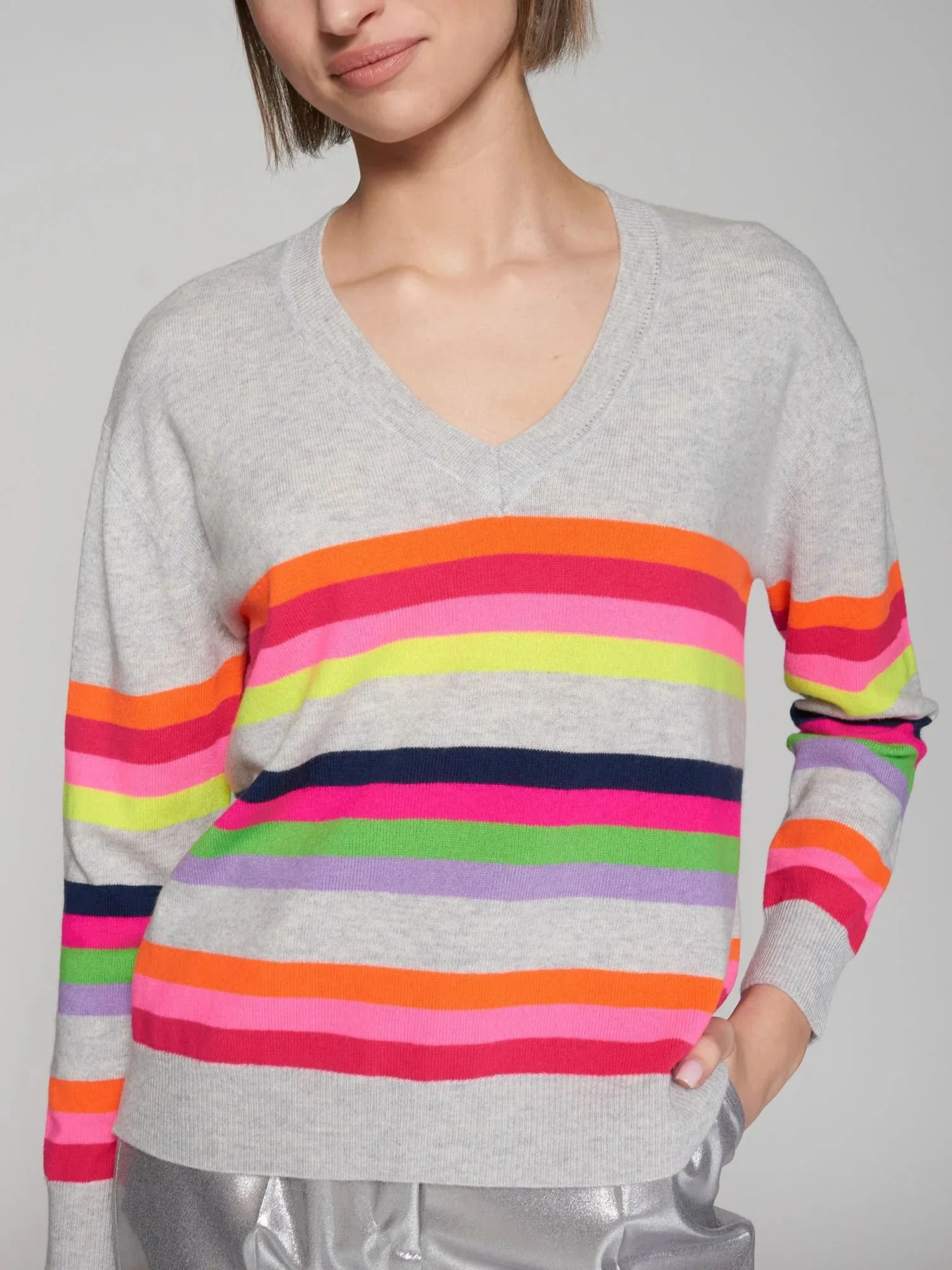 Vilagallo V-Neck Striped Sweater